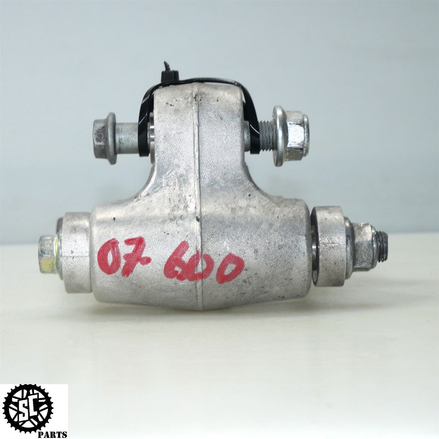 2008 SUZUKI GSXR 600 REAR SHOCK SUSPENSION LINKAGE S54