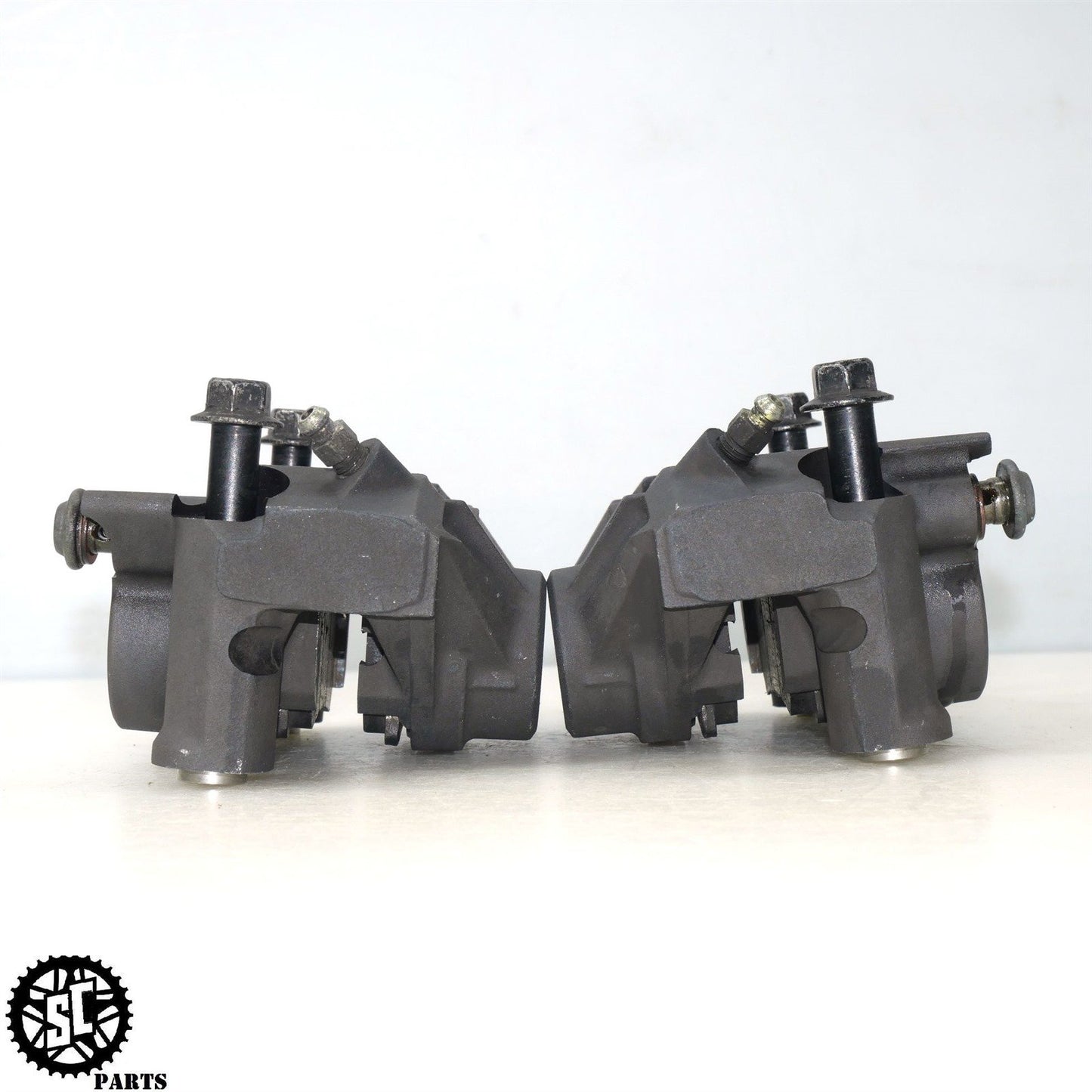 2004 05 06 YAMAHA YZF R1 FRONT BRAKE CALIPER Y02