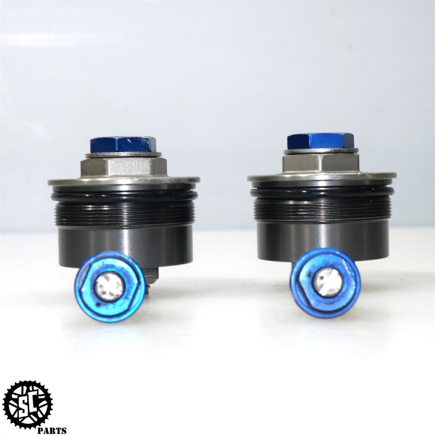 2007 SUZUKI GSXR 600 FRONT FORK TUBE PRE LOAD ADJUSTER CAP VALVE S67