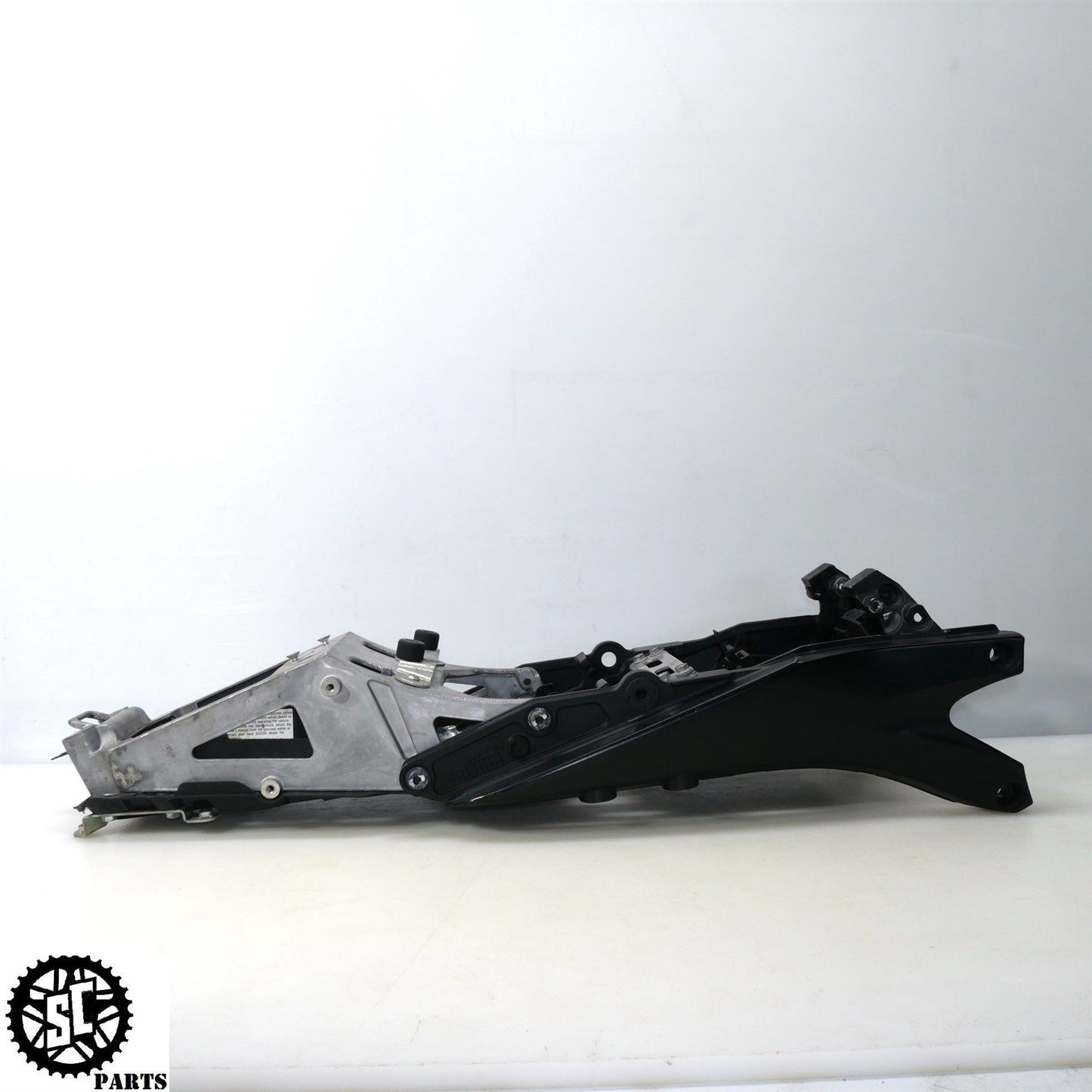 2007 SUZUKI GSXR 600 SUBFRAME BACK REAR FRAME S67