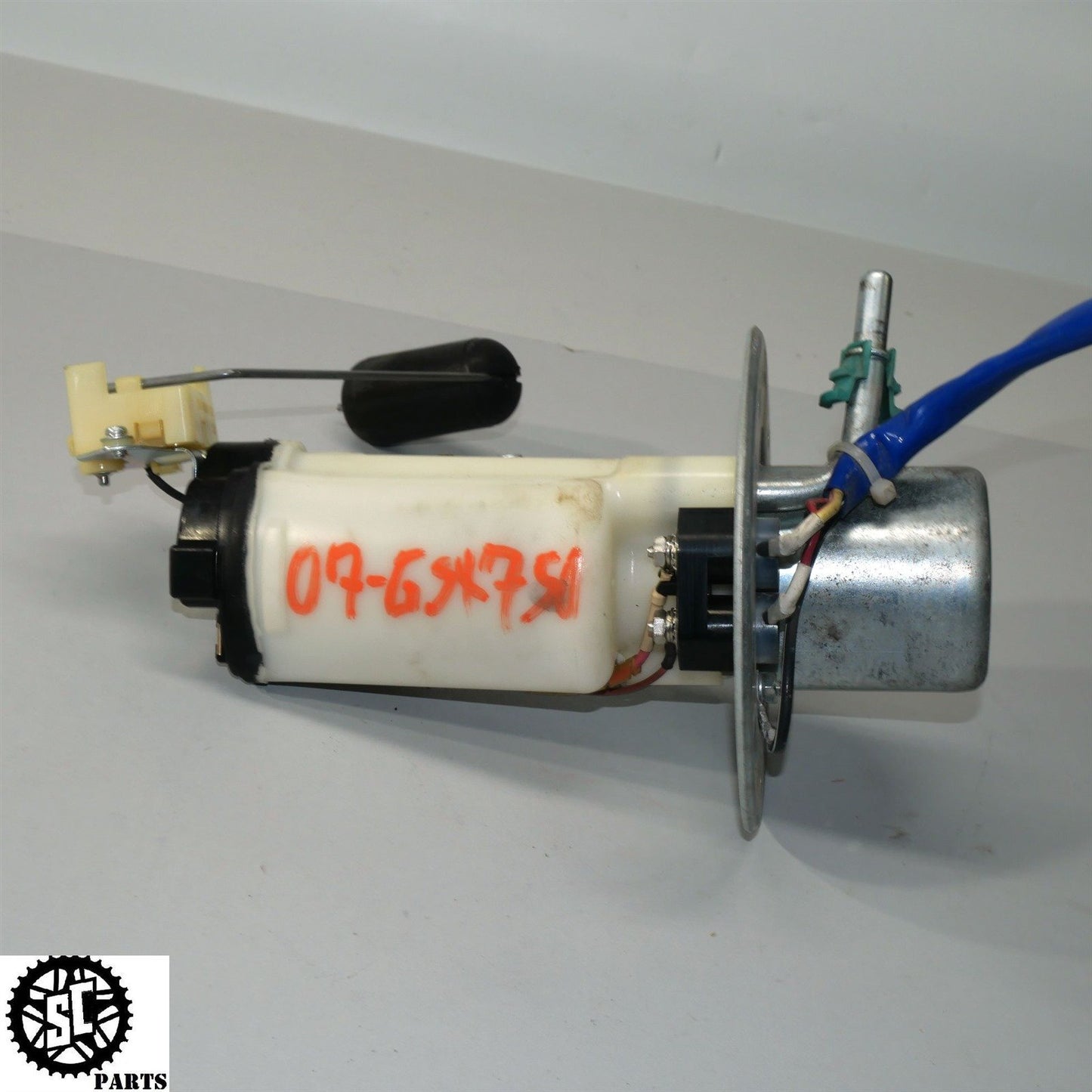 2007 SUZUKI GSXR 750 FUEL PUMP 15100-01H00 S45