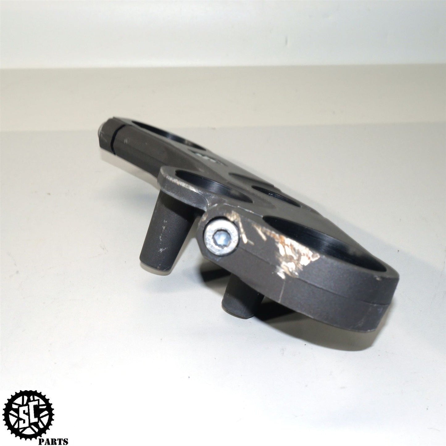 2007 SUZUKI GSXR 750 UPPER TRIPLE TREE FORK CLAMP S45
