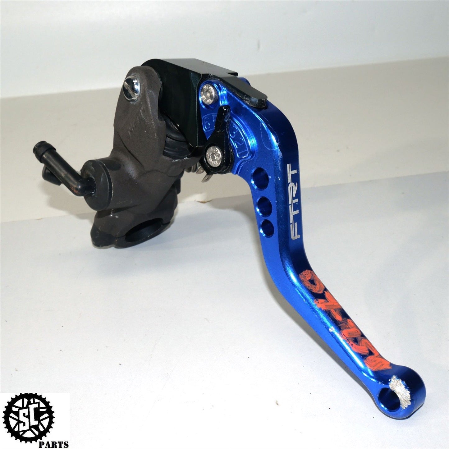 2007 SUZUKI GSXR 750 FRONT BRAKE MASTER CYLINDER S45