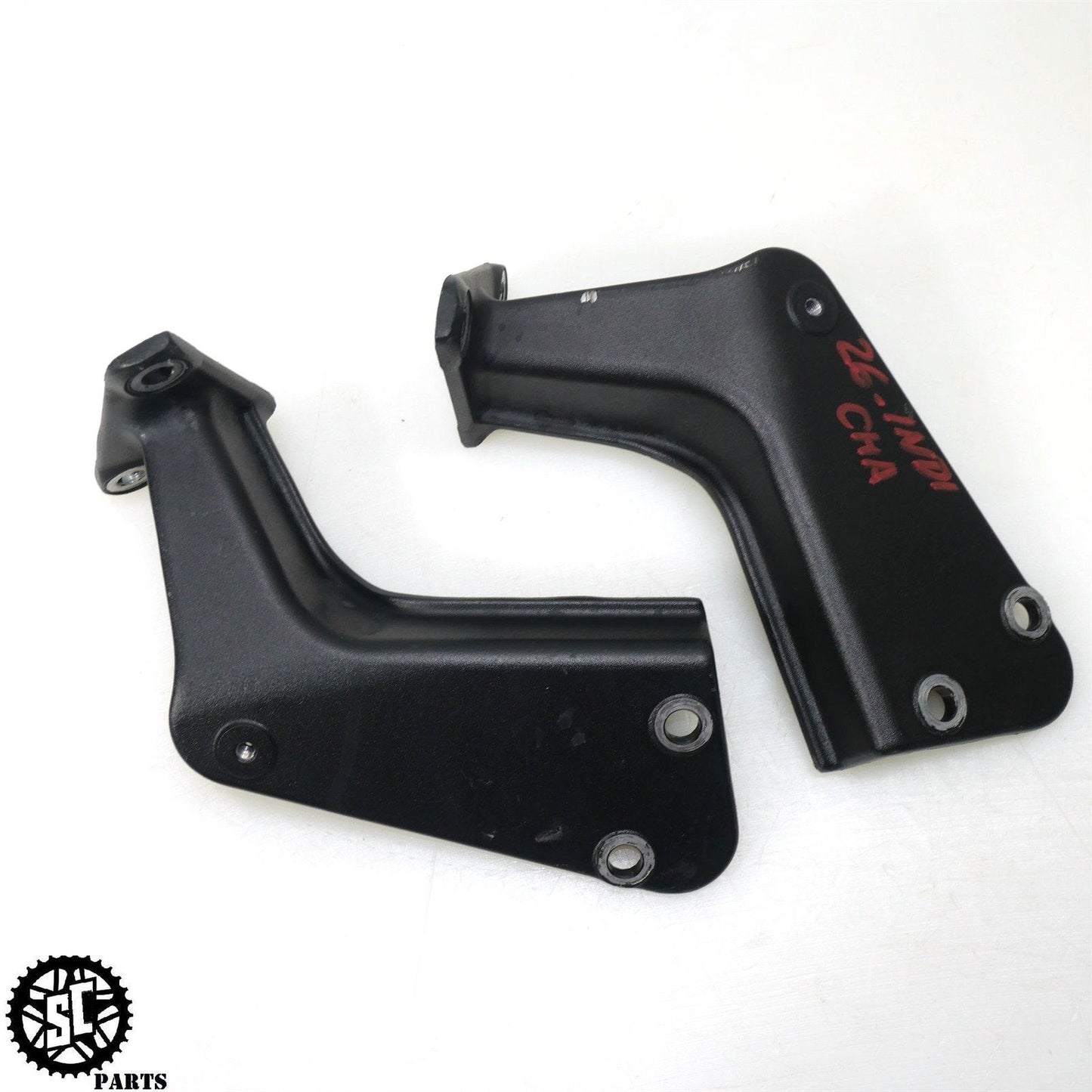 2023 INDIAN CHALLENGER FRONT LOWER FAIRING BRACKETS 5634143-01 5634142-01 HD54