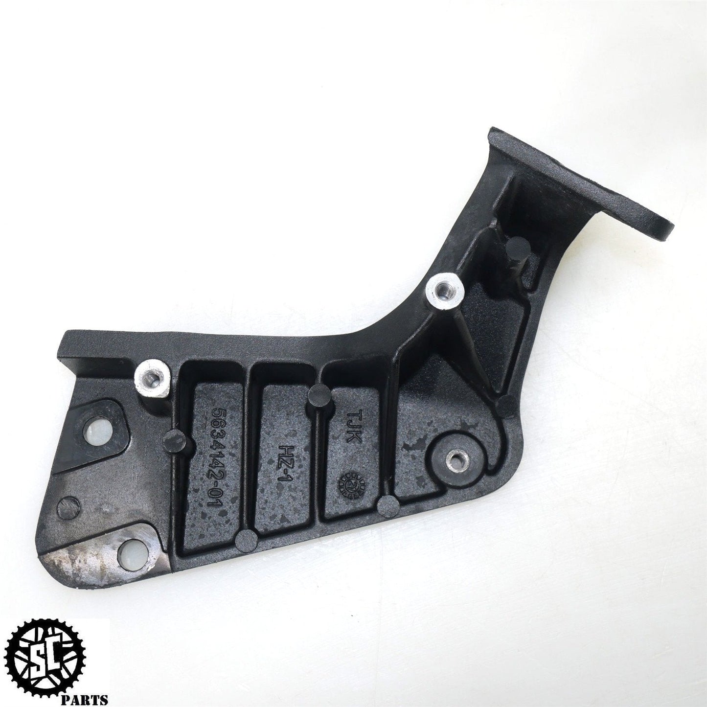 2023 INDIAN CHALLENGER FRONT LOWER FAIRING BRACKETS 5634143-01 5634142-01 HD54