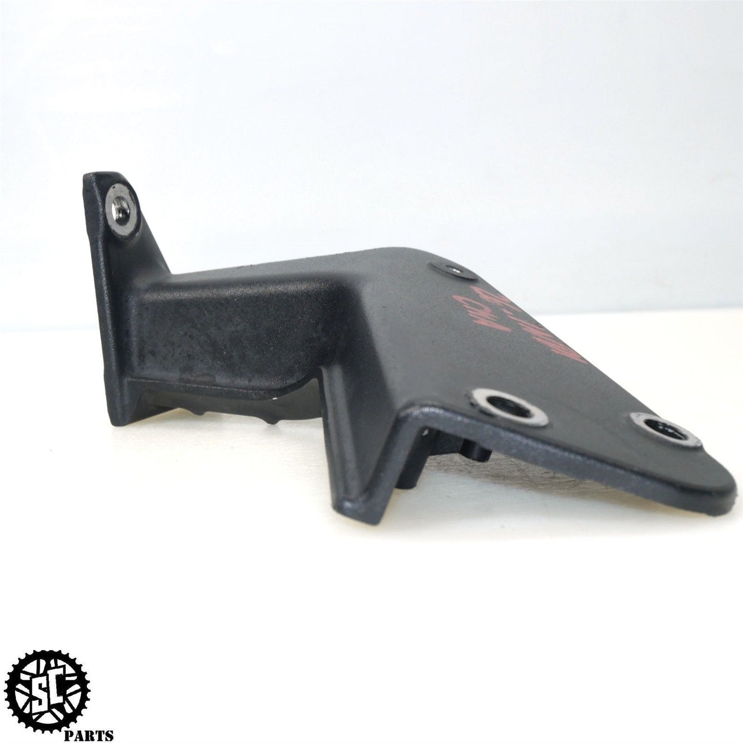 2023 INDIAN CHALLENGER FRONT LOWER FAIRING BRACKETS 5634143-01 5634142-01 HD54
