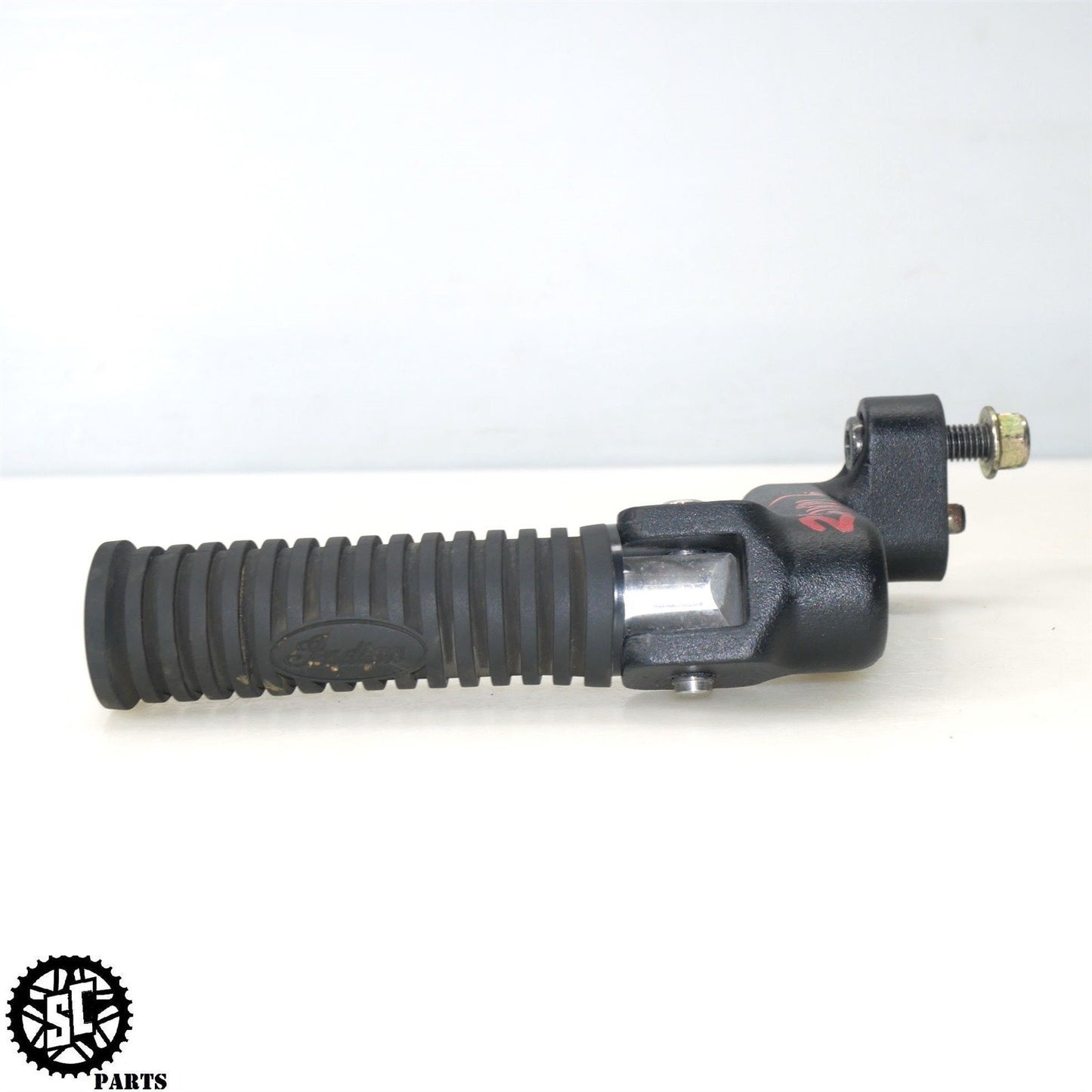 2023 INDIAN CHALLENGER LEFT REAR PASSENGER FOOT PEG BRACKET 5140869-62 HD54