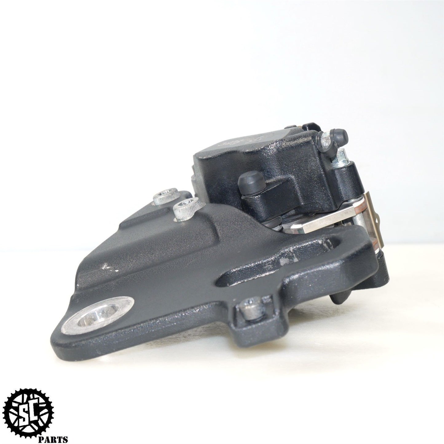 2023 20-24 INDIAN CHALLENGER REAR BRAKE CALIPER BRACKET 1913627-266 HD54