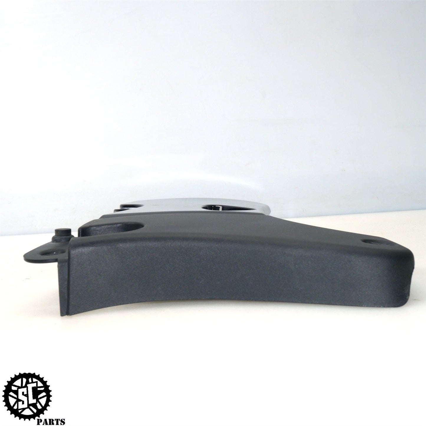 2023 20-24 INDIAN CHALLENGER LEFT LOWER SIDE FAIRING FRAME COVER 5458867 HD54