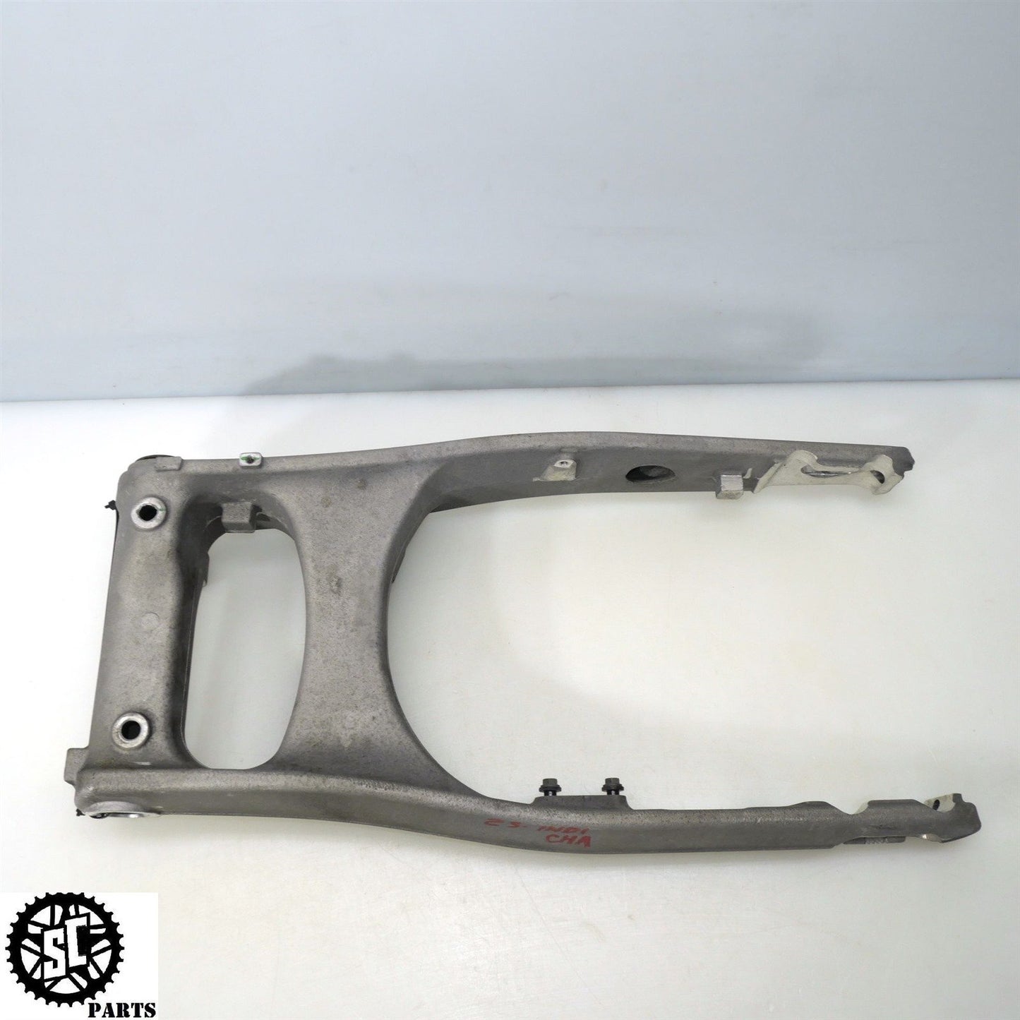 2023 20-24 INDIAN CHALLENGER REAR SWINGARM 5142382 HD54