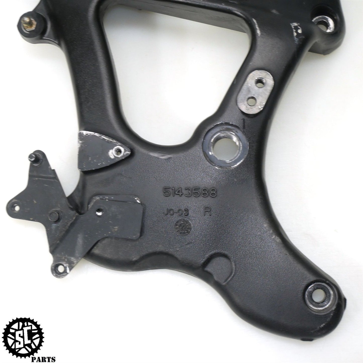 2023 20-24 INDIAN CHALLENGER FRAME SUPPORT ENGINE BRACKET 5143588 5143587 HD54