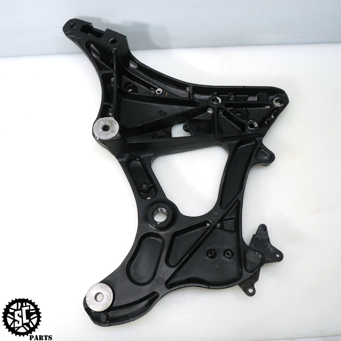 2023 20-24 INDIAN CHALLENGER FRAME SUPPORT ENGINE BRACKET 5143588 5143587 HD54