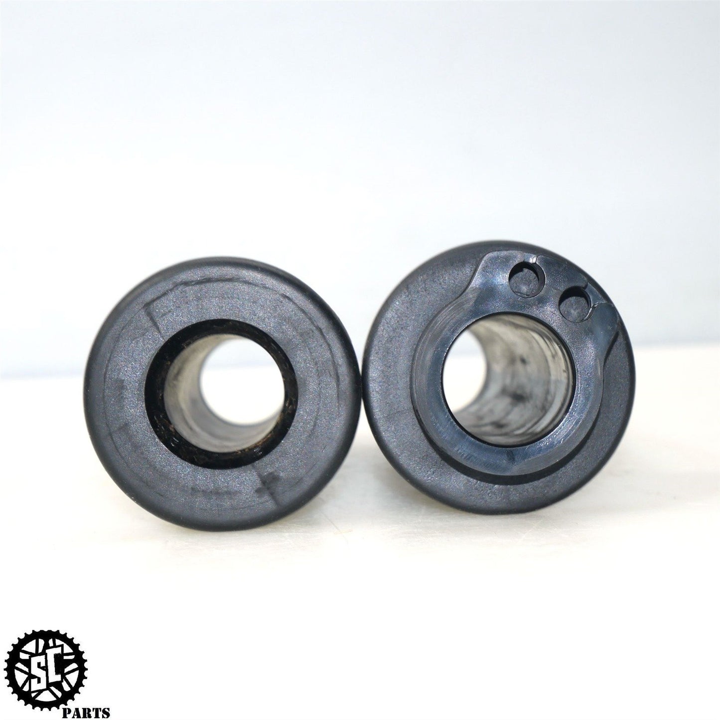 2008 SUZUKI HAYABUSA THROTTLE TUBE HANDLEBAR GRIPS S34