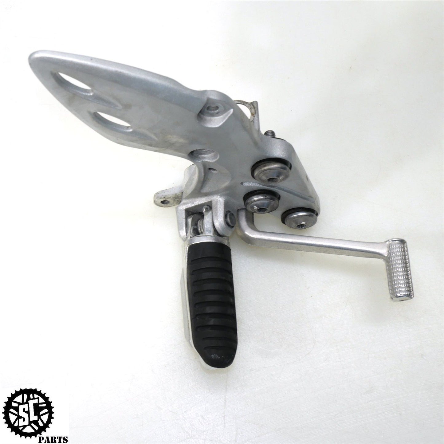 2008 SUZUKI HAYABUSA RIGHT REARSET FRONT BRAKE PEDAL S34