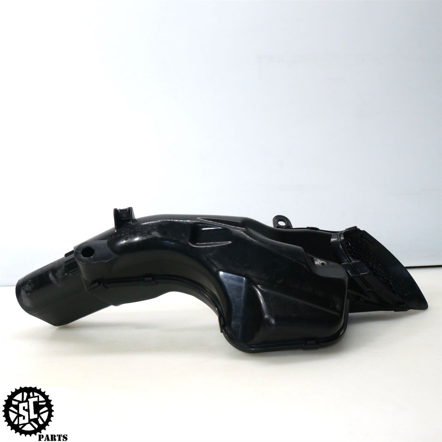 2008 SUZUKI HAYABUSA RIGHT AIR TUBE DUCT S34