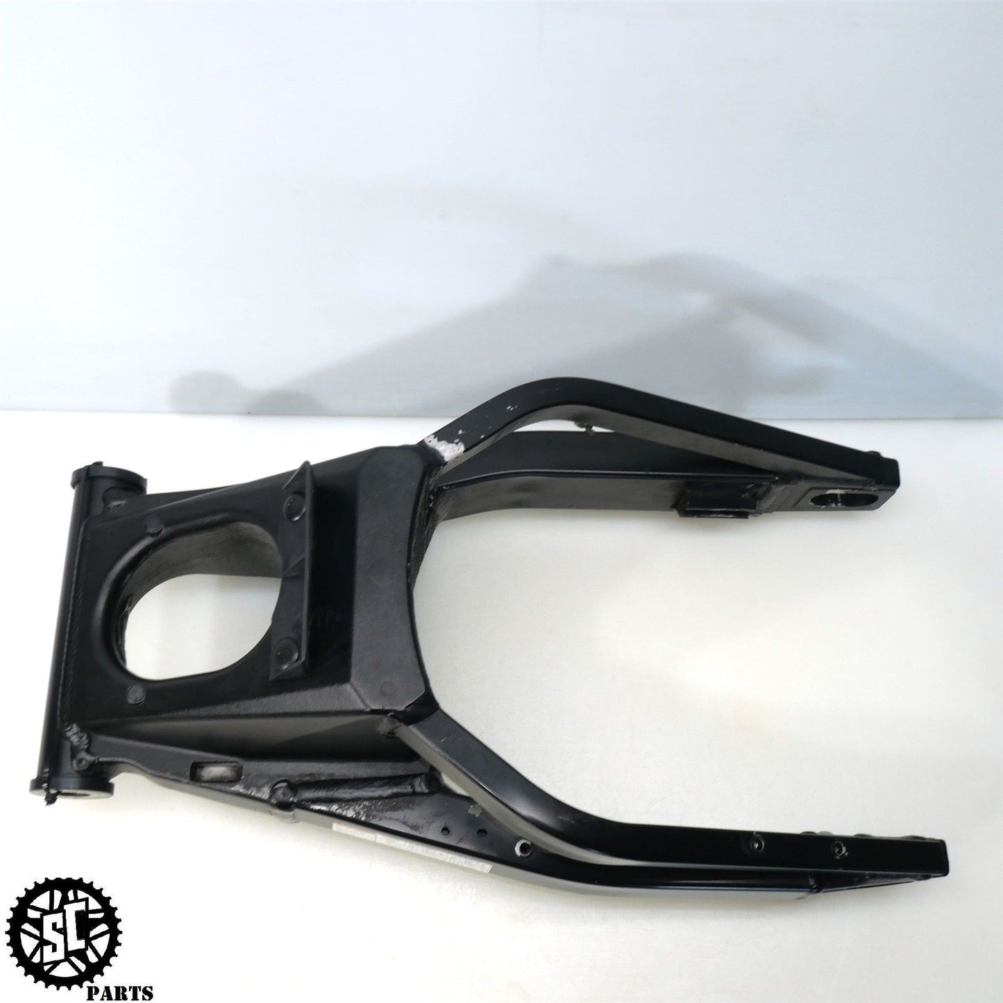 2008 SUZUKI HAYABUSA REAR SWINGARM S34