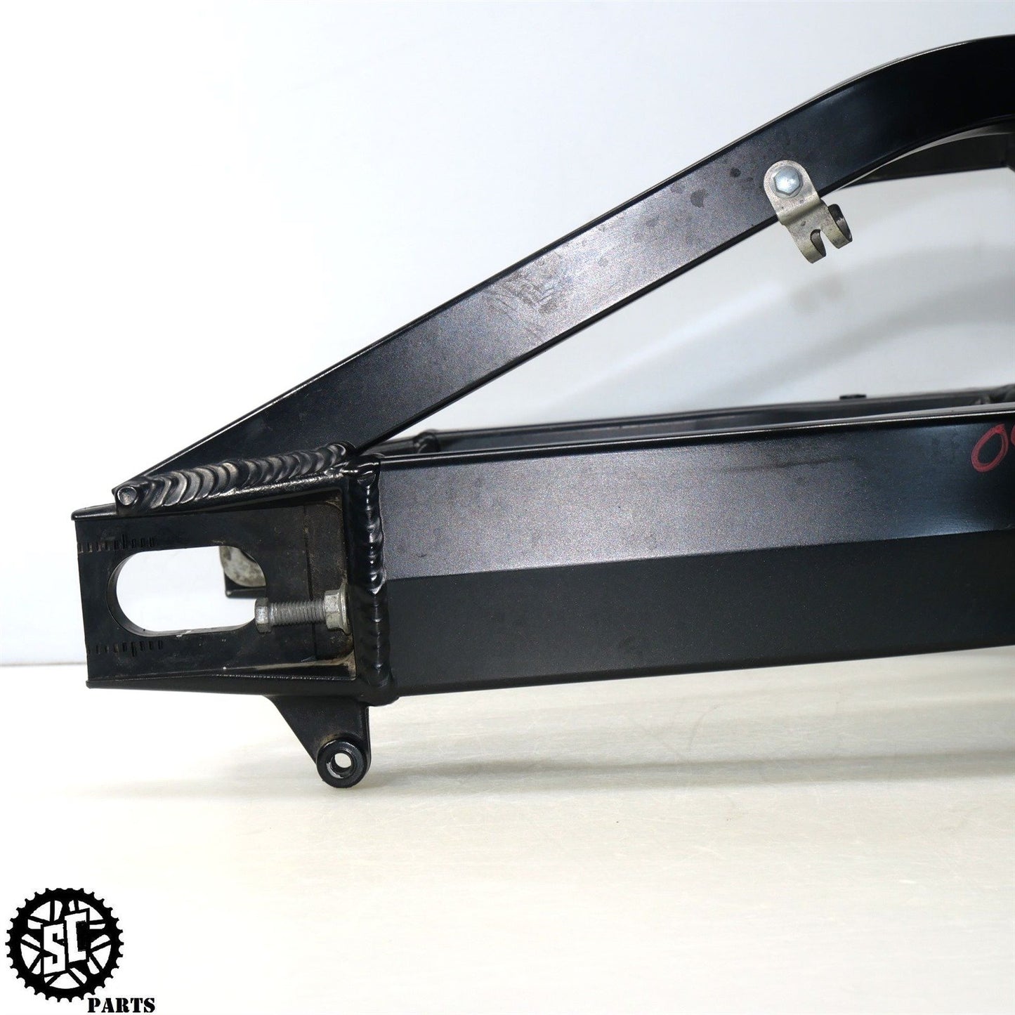 2008 SUZUKI HAYABUSA REAR SWINGARM S34