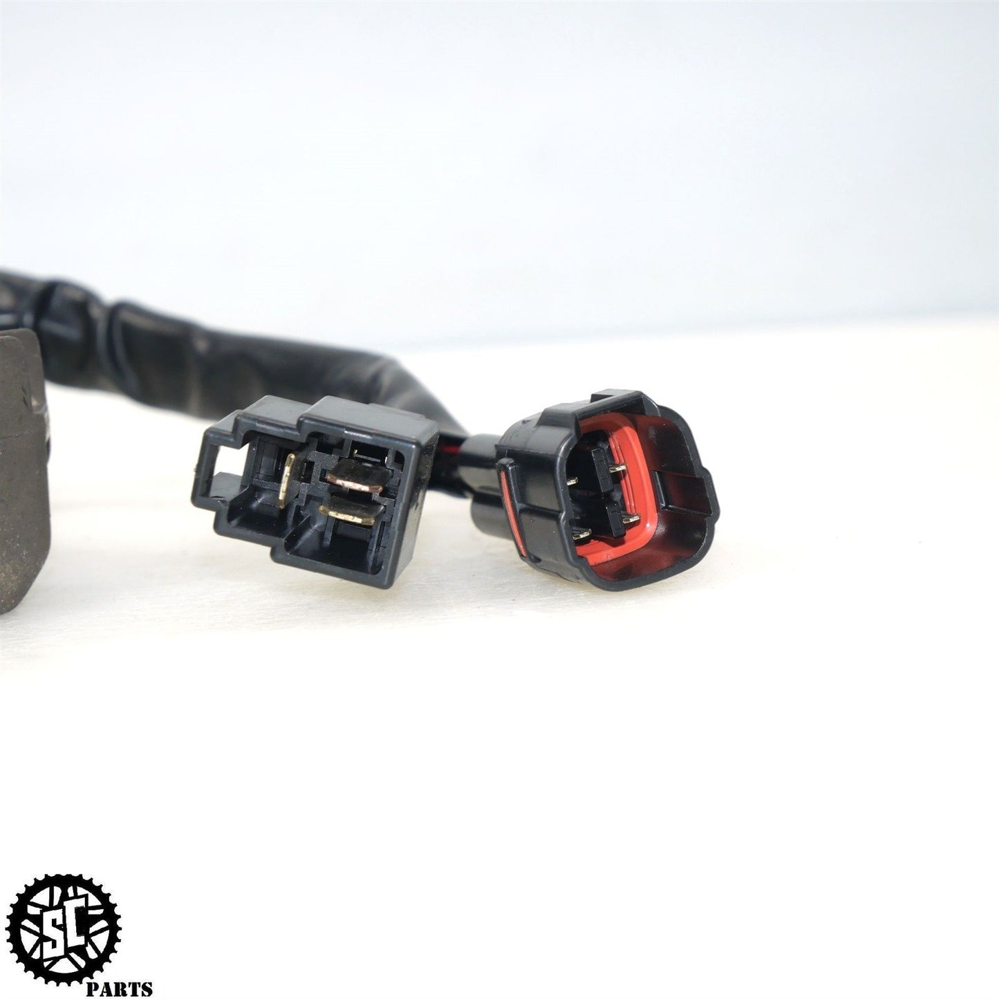 2008 SUZUKI HAYABUSA RECTIFIER VOLTAGE REGULATOR 32800-15H11 S34