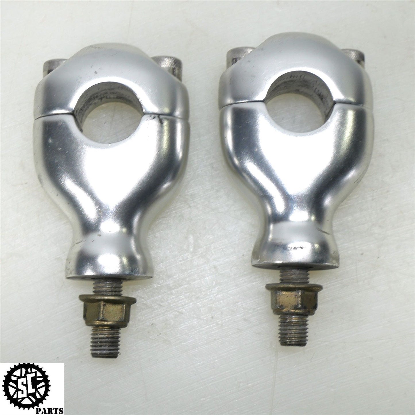 2005-2007 TRIUMPH SPEED TRIPLE 1050 HANDLEBAR RISER T33