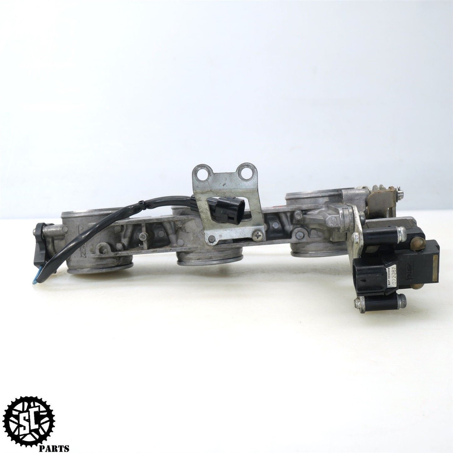 2005-2007 TRIUMPH SPEED TRIPLE 1050 THROTTLE BODIES T1240460 T33