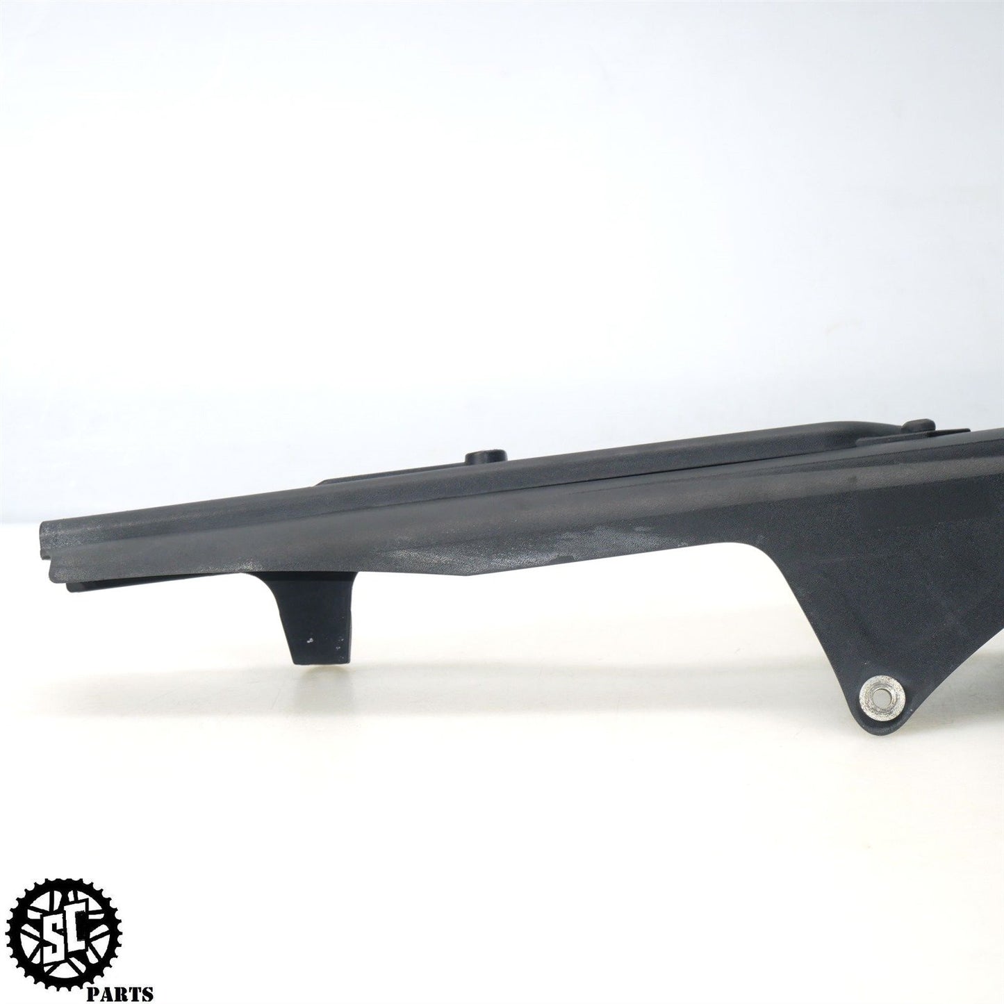 2005-2007 TRIUMPH SPEED TRIPLE 1050 CHAIN GUARD COVER T33 T2057366