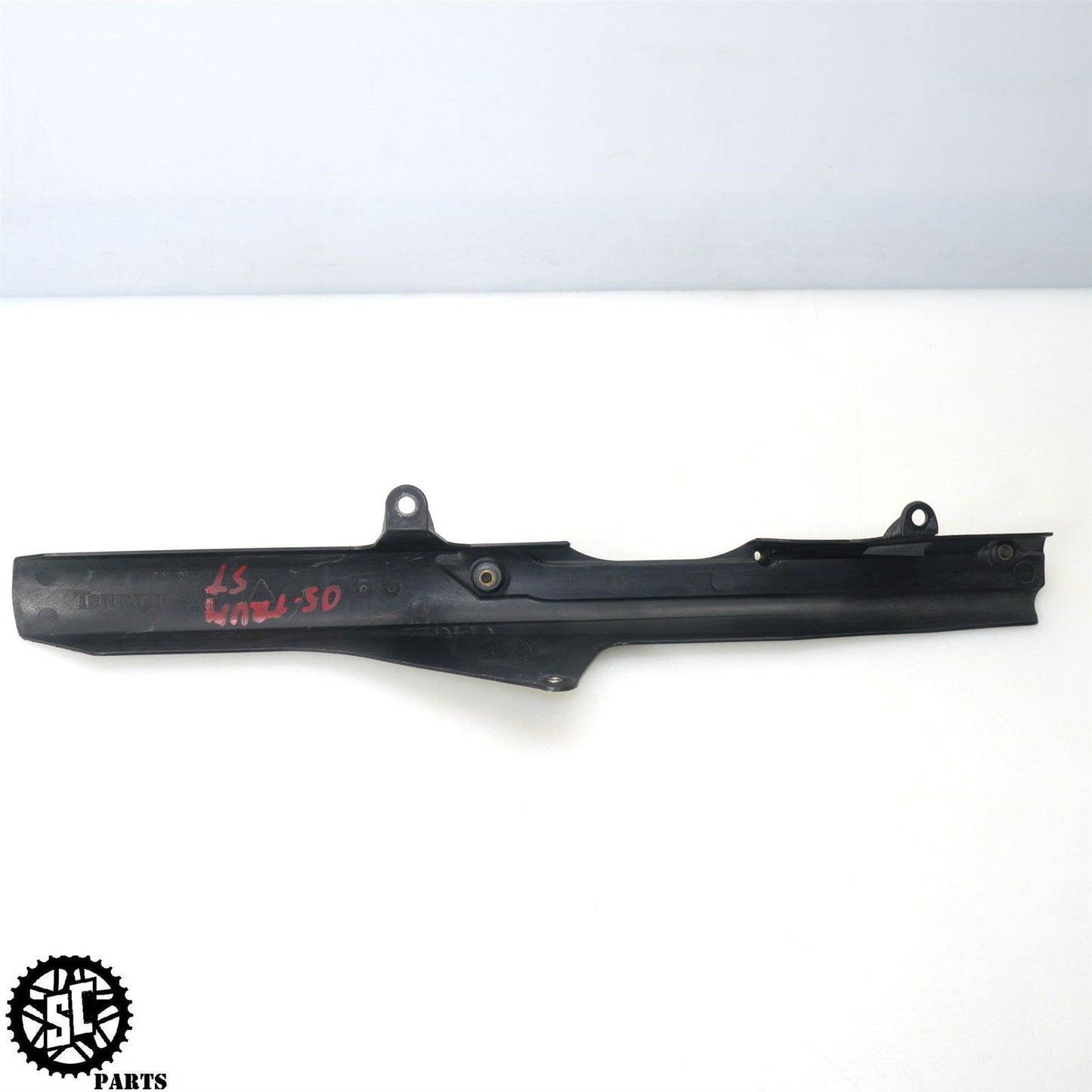 2005-2007 TRIUMPH SPEED TRIPLE 1050 CHAIN GUARD COVER T33 T2057366