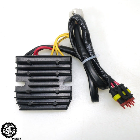 2005-2007 TRIUMPH SPEED TRIPLE 1050 RECTIFIER VOLTAGE REGULATOR REGULATOR T33