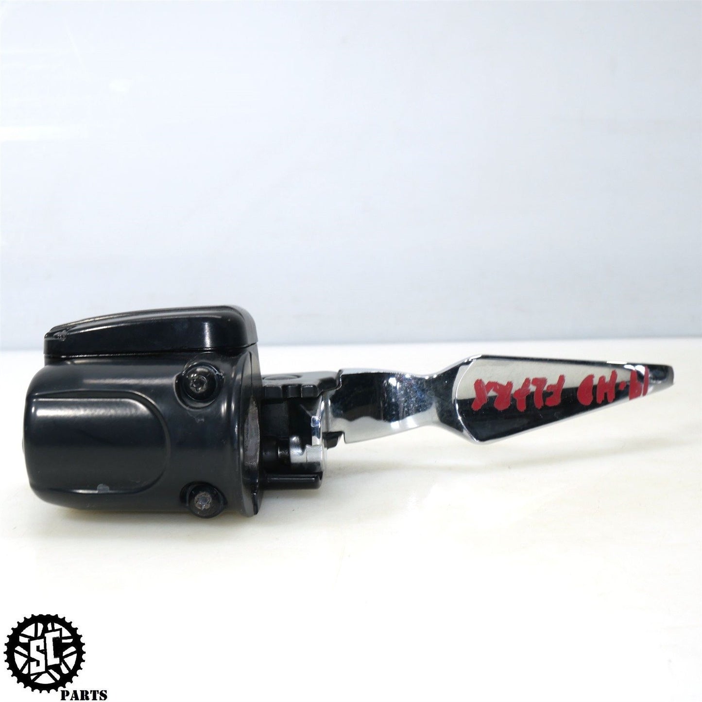 2019 HARLEY DAVIDSON ROAD GLIDE FRONT BRAKE MASTER CYLINDER HD56