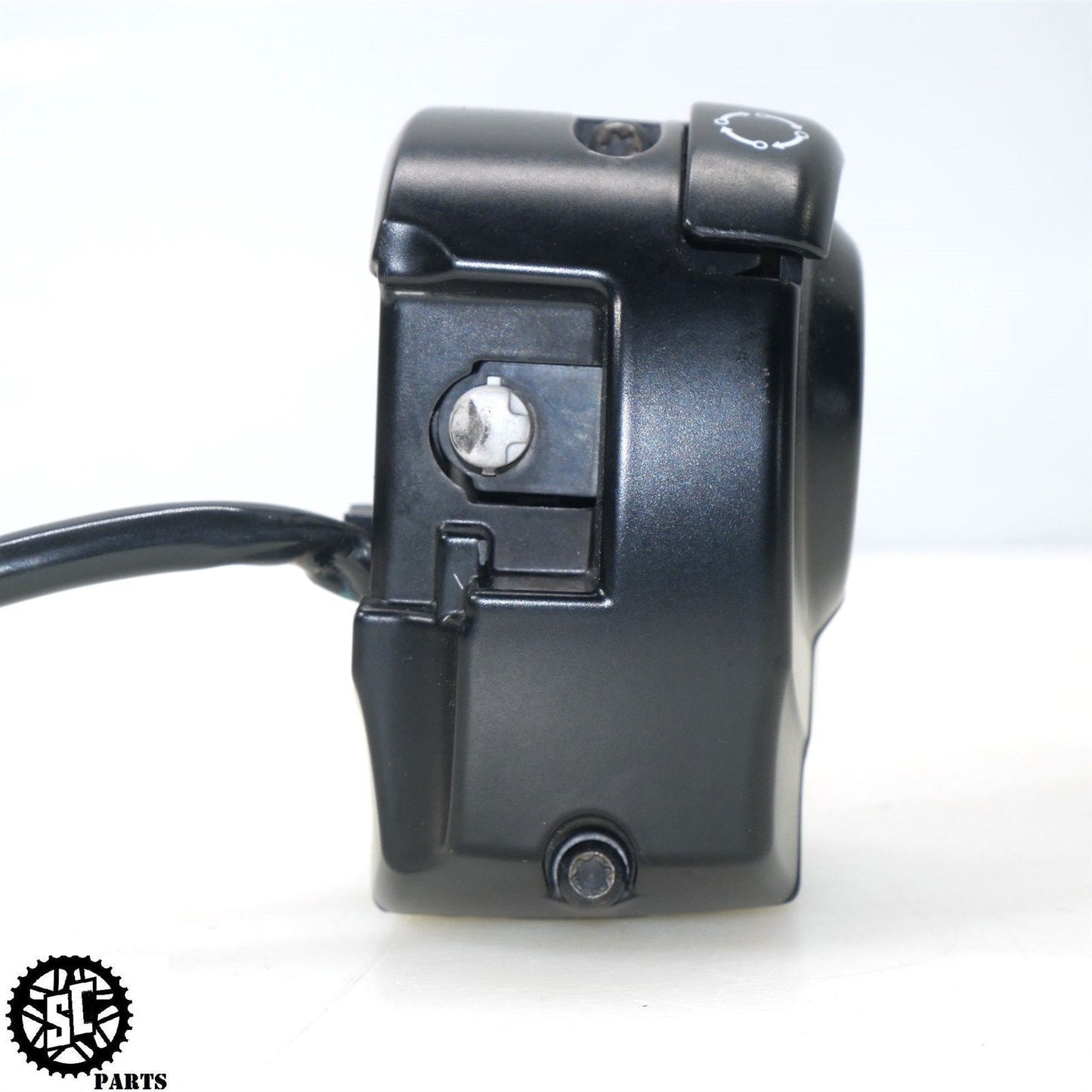 2019 HARLEY ROAD GLIDE LEFT CONTROL SWITCH CRUISE AUDIO 71500089 HD56