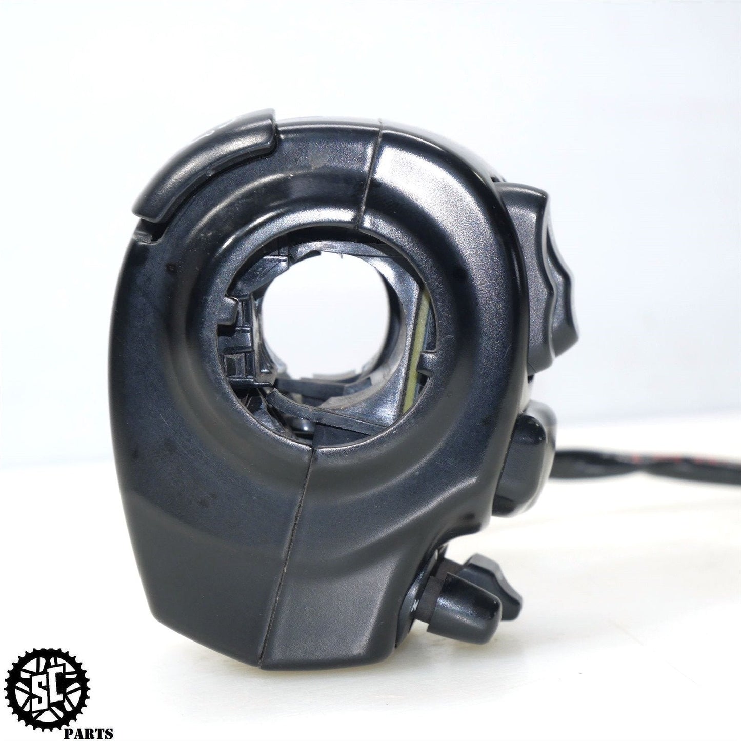2019 HARLEY ROAD GLIDE LEFT CONTROL SWITCH CRUISE AUDIO 71500089 HD56