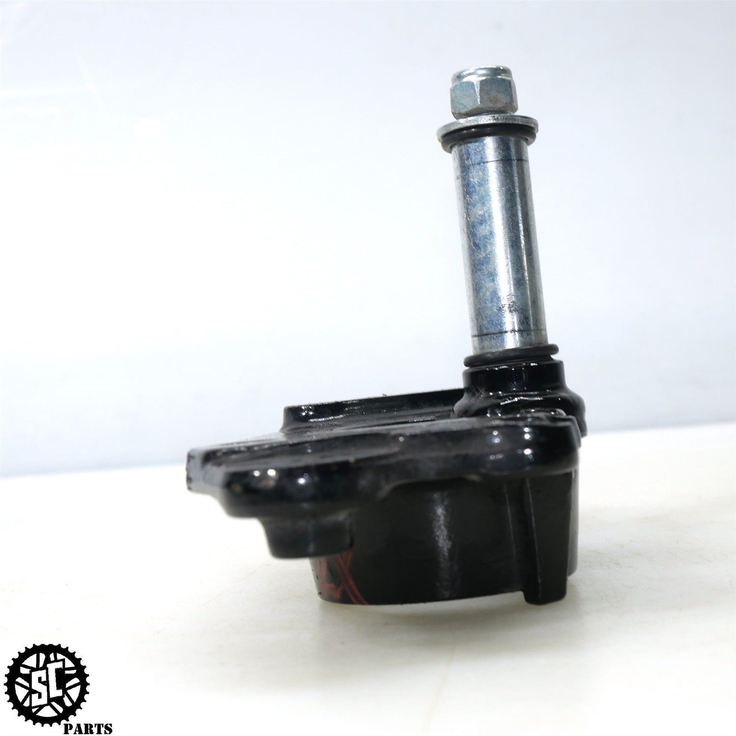 2019 HARLEY DAVIDSON ROAD GLIDE FRONT RIGHT MOTOR MOUNT FRAME BRACKET HD56