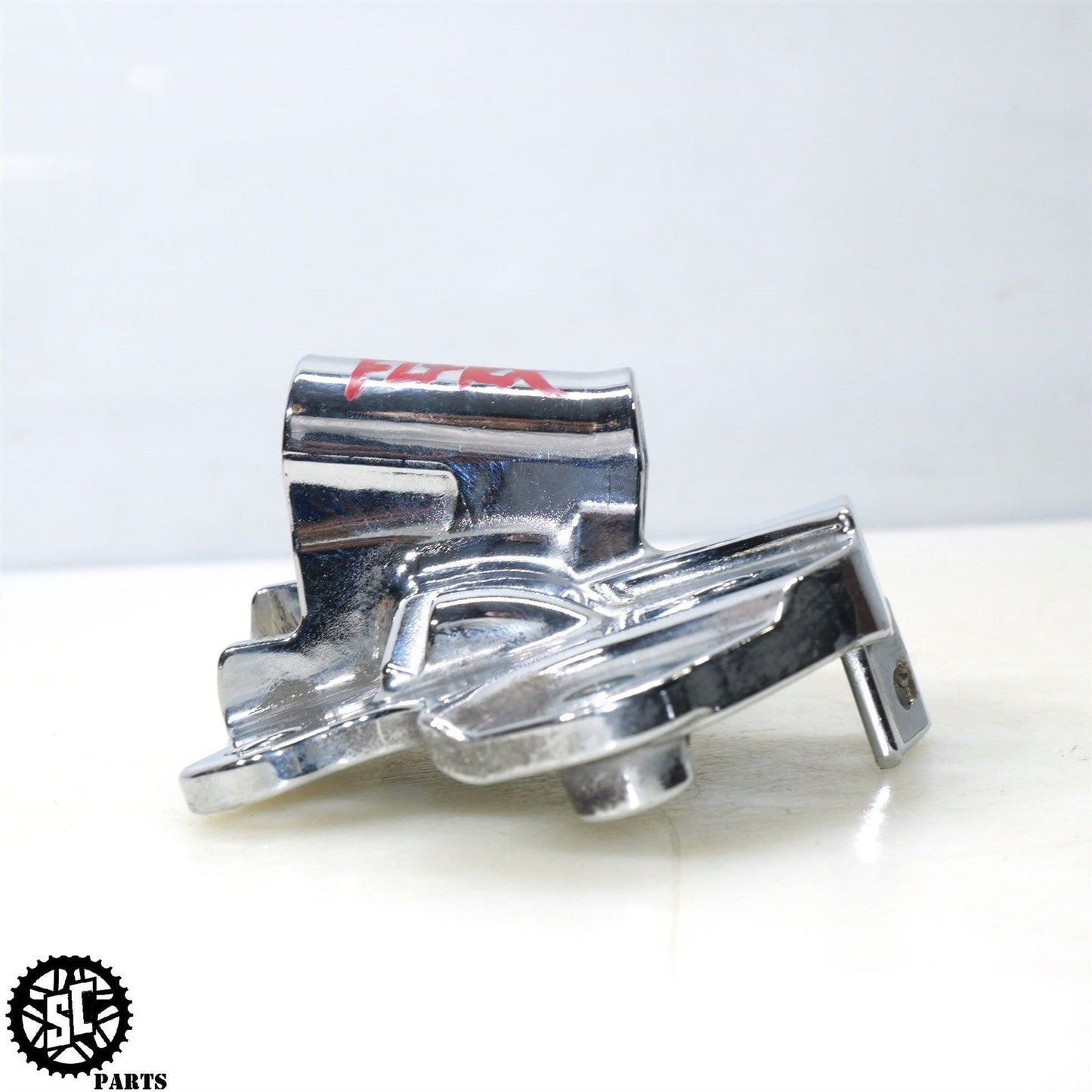 2019 HARLEY DAVIDSON ROAD GLIDE KICK STAND CHROME JIFFY STAND BRACKET HD56