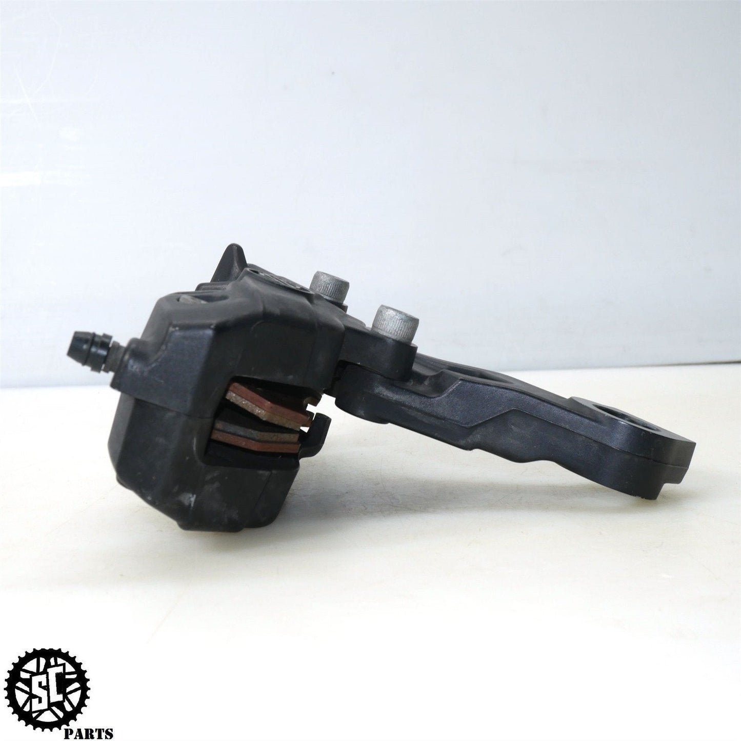 2019 HARLEY DAVIDSON ROAD GLIDE REAR BRAKE CALIPER BRACKET HD56