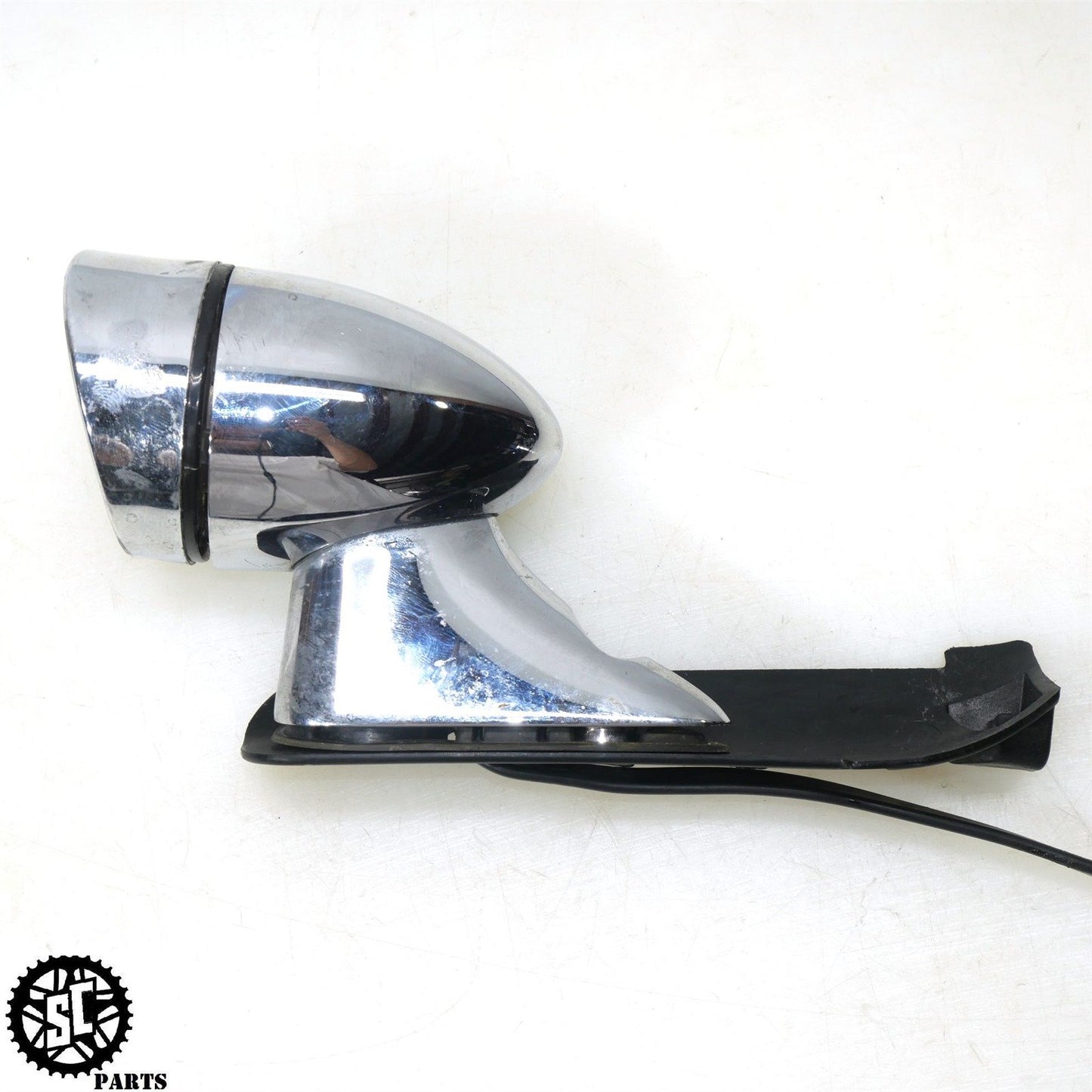 2019 HARLEY DAVIDSON ROAD GLIDE FRONT TURN SIGNAL VISOR BEZEL 67800302 HD56