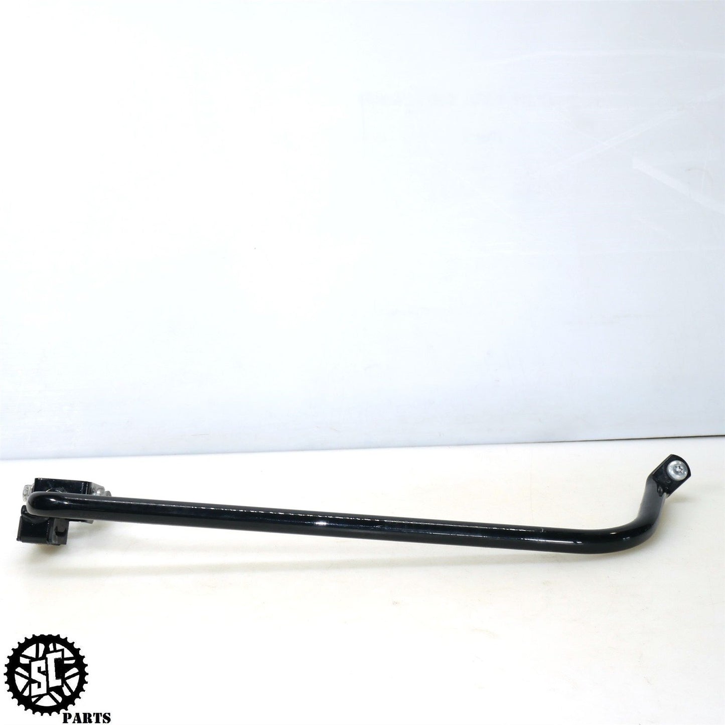 2019 HARLEY DAVIDSON ROAD GLIDE SADDLEBAG SUPPORT BRACKET HD56