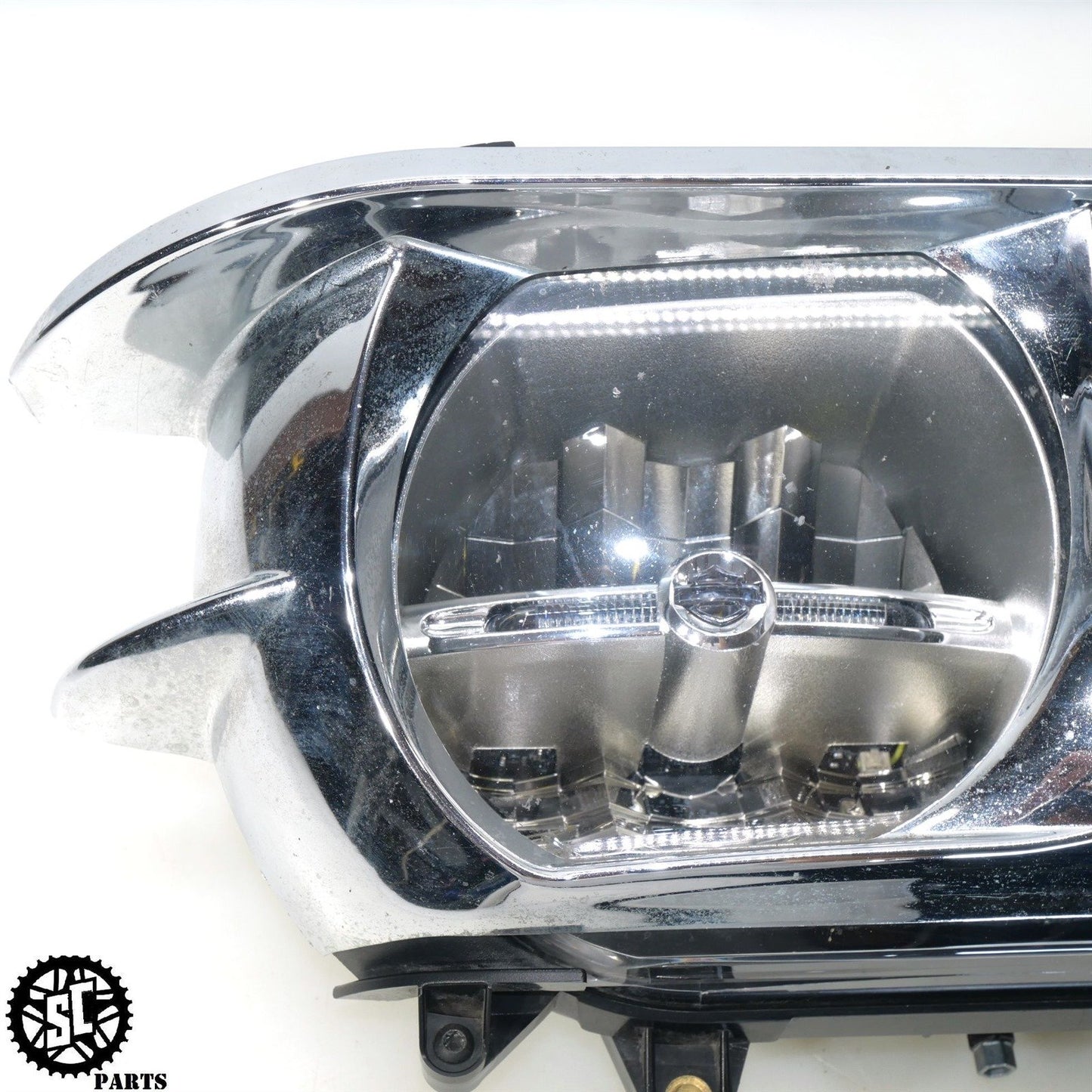 2019 HARLEY DAVIDSON ROAD GLIDE LED HEADLIGHT CHROME BEZEL HD56 67700199