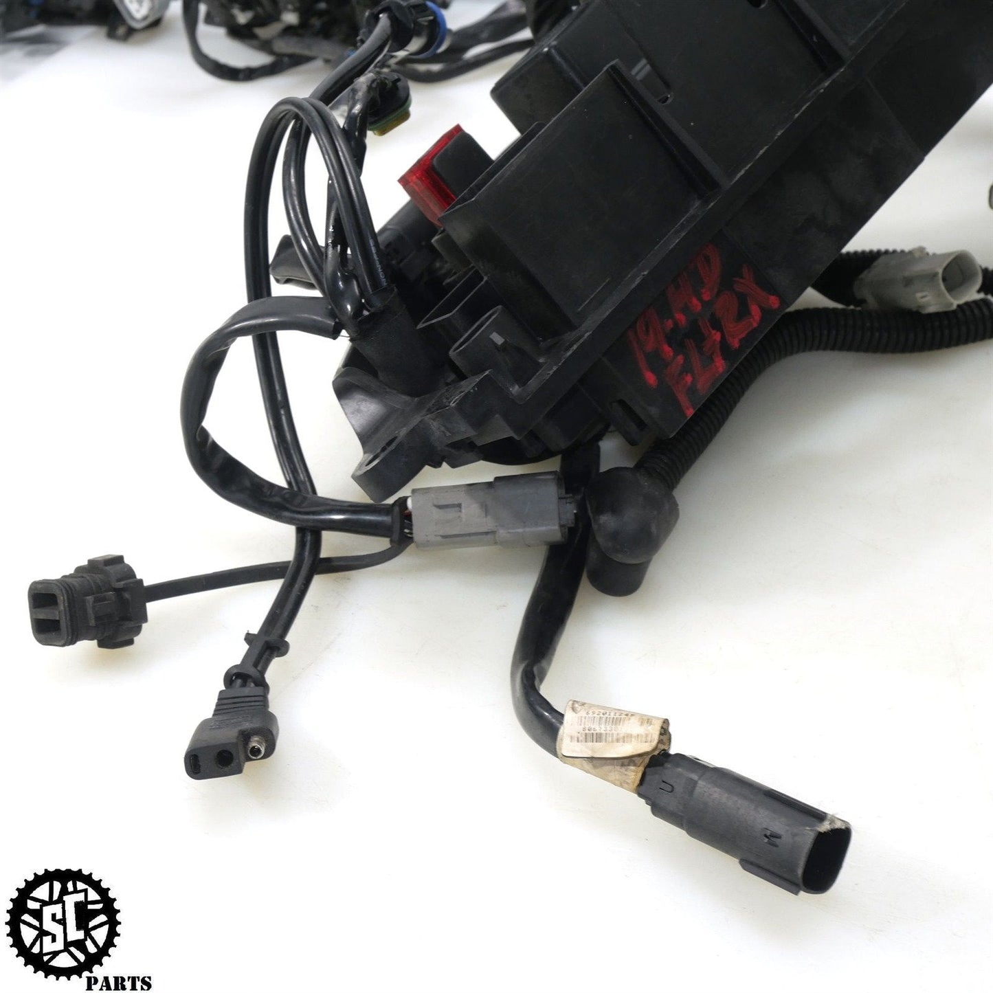 2019 HARLEY DAVIDSON ROAD GLIDE MAIN WIRING HARNESS FLTRX 69201124A HD56