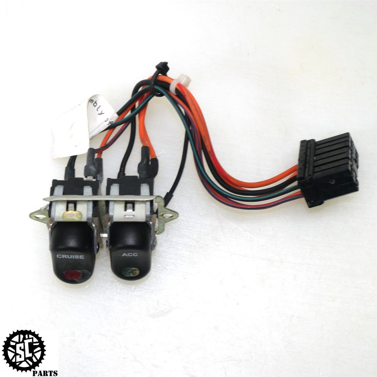 HARLEY DAVIDSON STREET GLIDE DASH CRUISE FAIRING SWITCH BUTTON ACC 71513-98 HD57