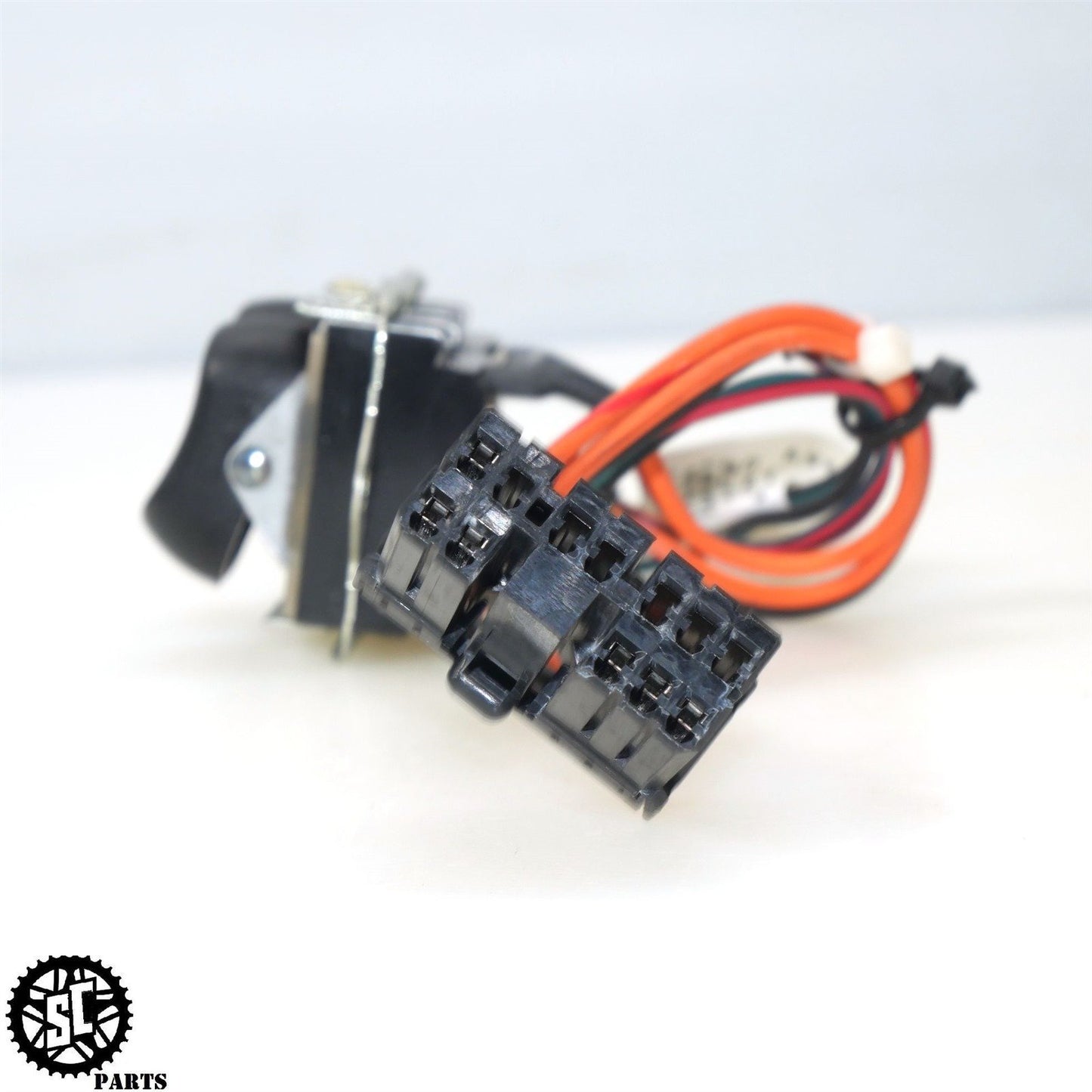 HARLEY DAVIDSON STREET GLIDE DASH CRUISE FAIRING SWITCH BUTTON ACC 71513-98 HD57