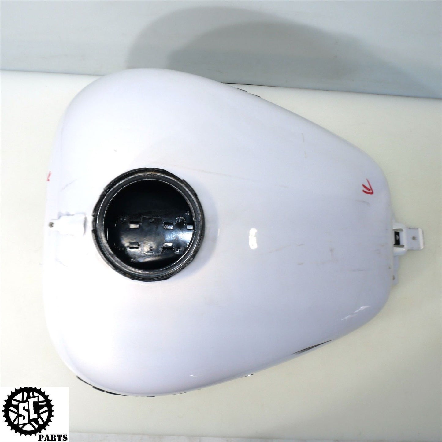 08-20 HARLEY DAVIDSON STREET GLIDE GAS FUEL TANK HD57