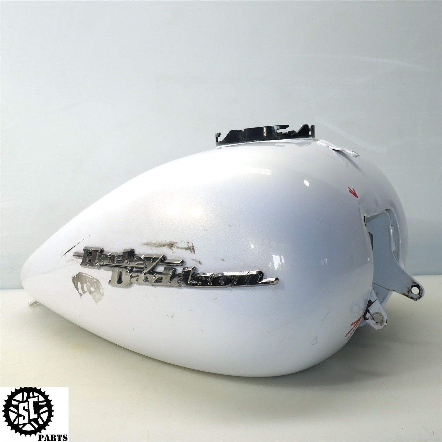 08-20 HARLEY DAVIDSON STREET GLIDE GAS FUEL TANK HD57