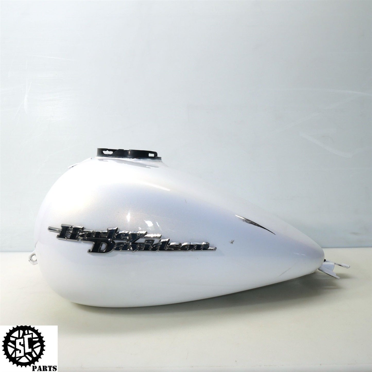 08-20 HARLEY DAVIDSON STREET GLIDE GAS FUEL TANK HD57