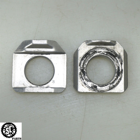 2004 2005 SUZUKI GSXR 600 REAR AXLE BLOCKS CHAIN ADJUSTER S51