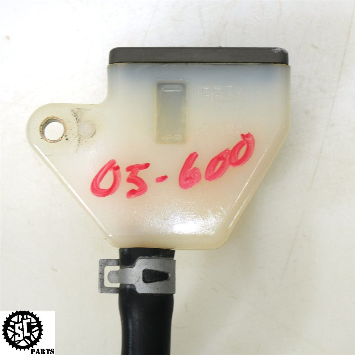 2004 2005 SUZUKI GSXR 600 REAR BRAKE FLUID TANK S51
