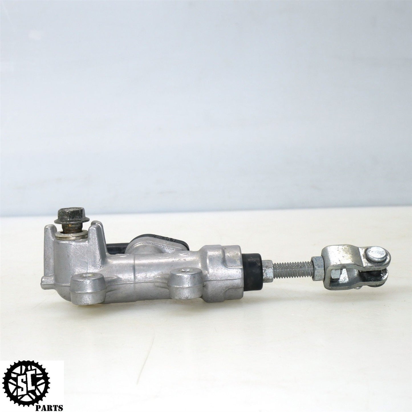 2004 2005 SUZUKI GSXR 600 REAR BRAKE MASTER CYLINDER S51
