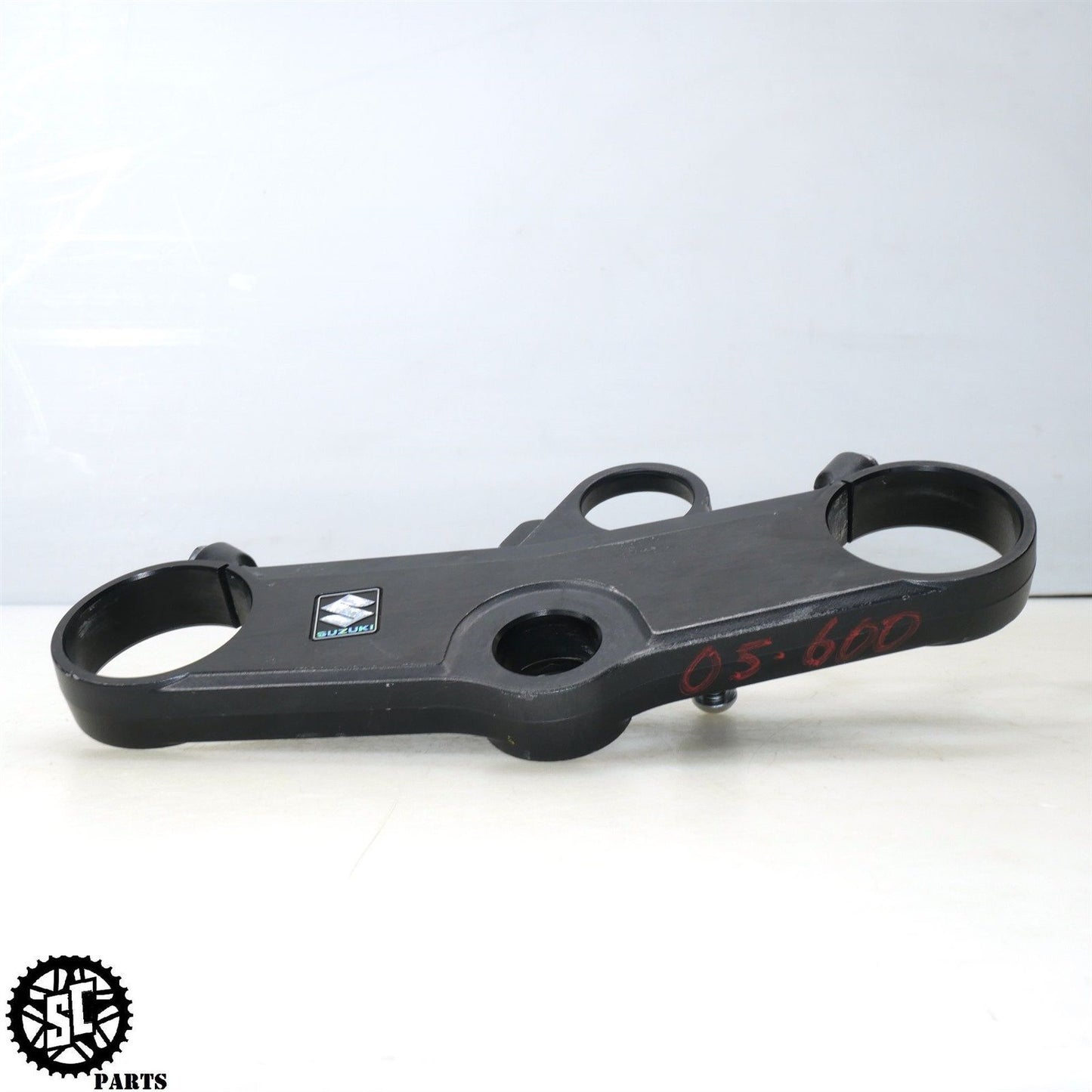 2004 2005 SUZUKI GSXR 600 UPPER TRIPLE TREE CLAMP S51