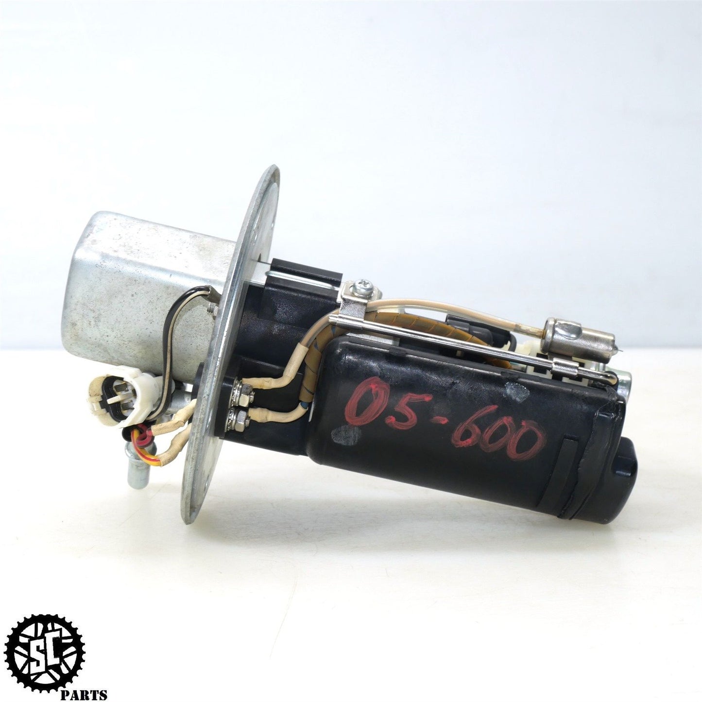 2004 2005 SUZUKI GSXR 600 FUEL PUMP S51