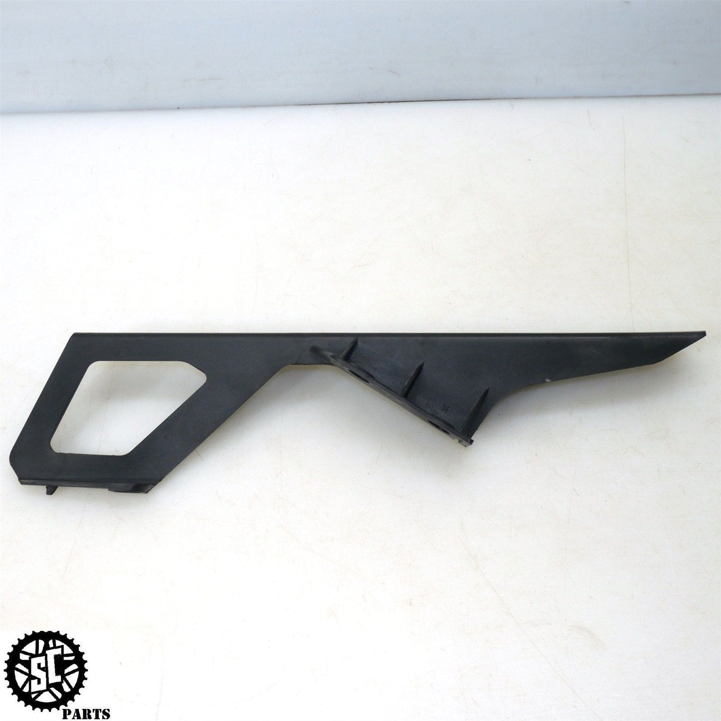 2004 2005 SUZUKI GSXR 600 CHAIN GUARD COVER 61311-29G00 S51