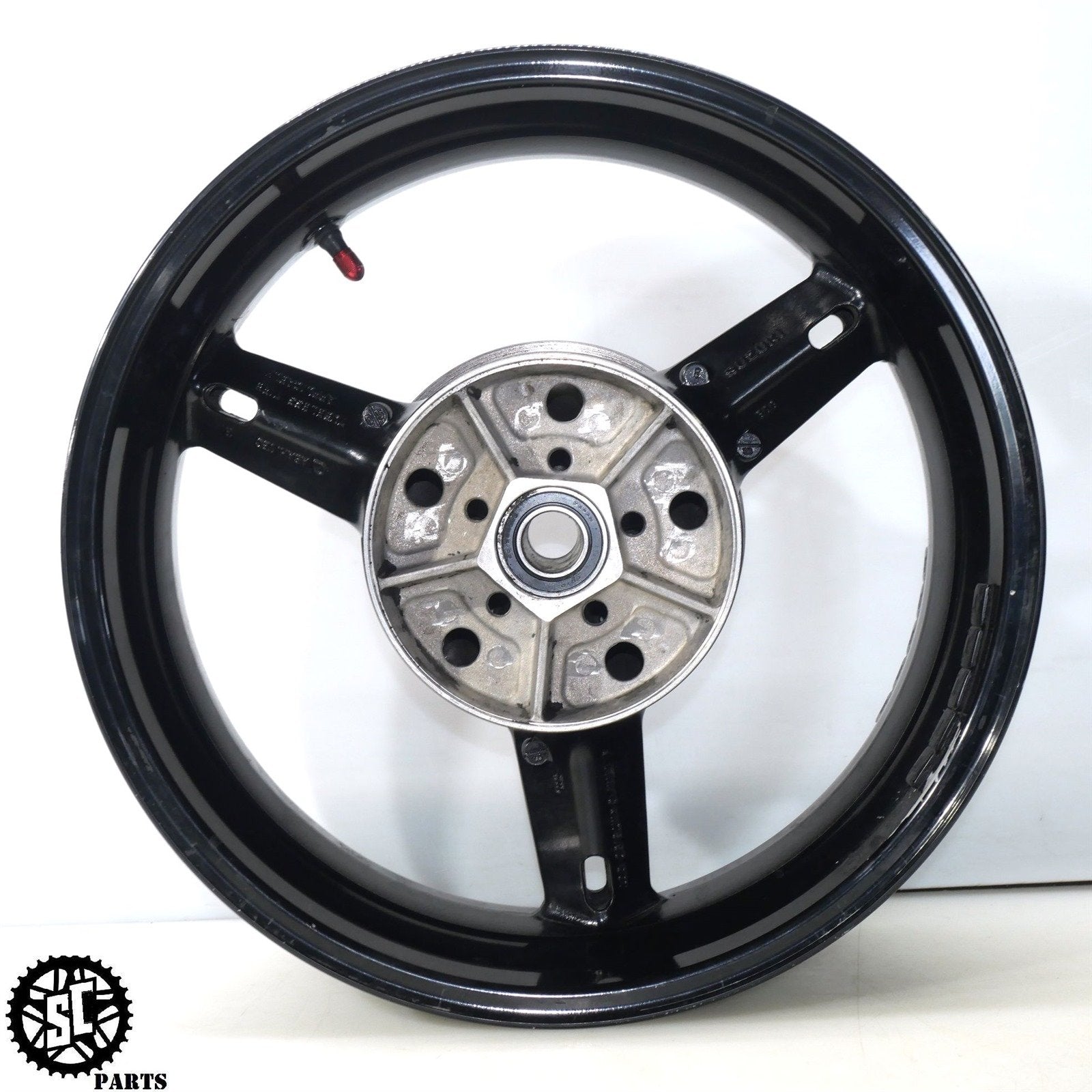 2004 2005 SUZUKI GSXR 600 REAR WHEEL RIM STRAIGHT S51