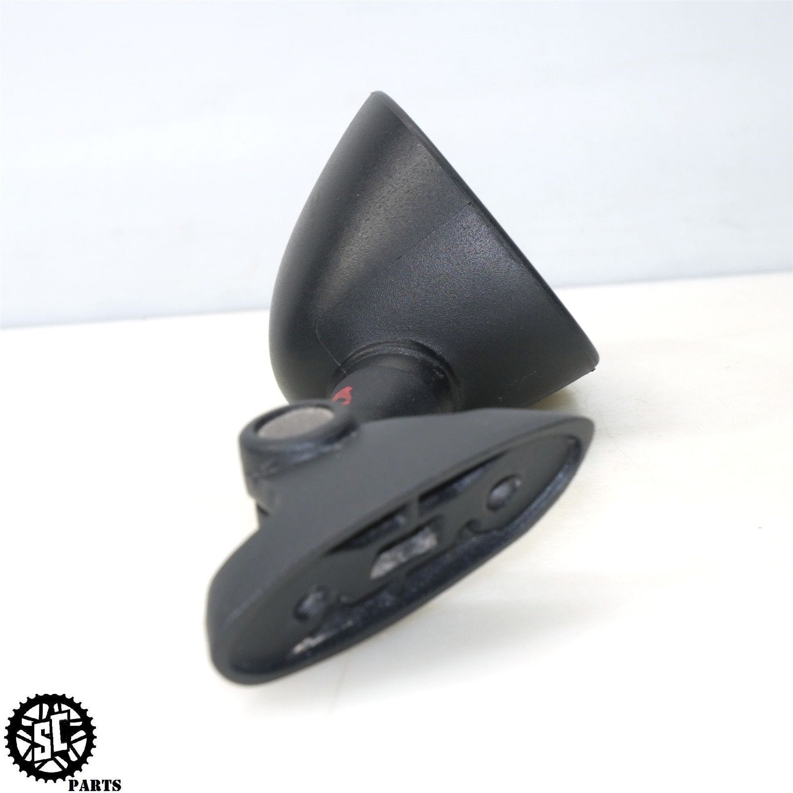 2004 2005 SUZUKI GSXR 600 RIGHT MIRROR S51 – SALVAGECYCLEPARTS